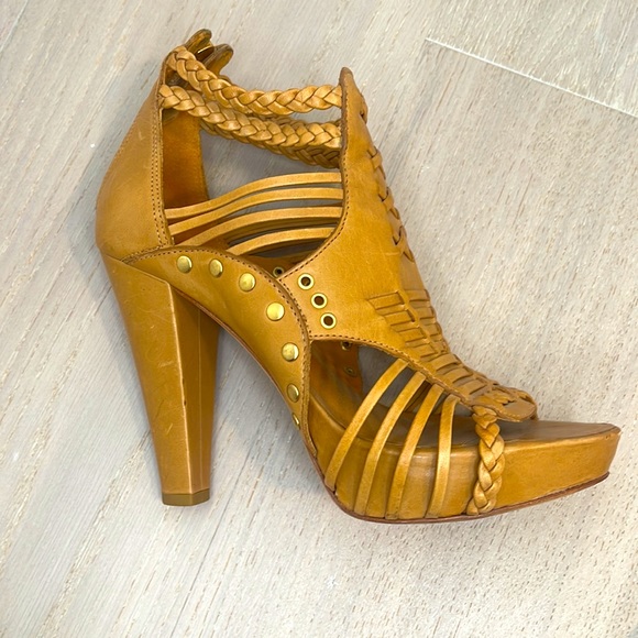 Pour La Victorie size 7 platform sandals - Picture 4 of 12